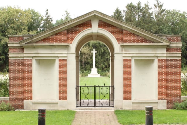 WW2 in Two Days — From Antwerp